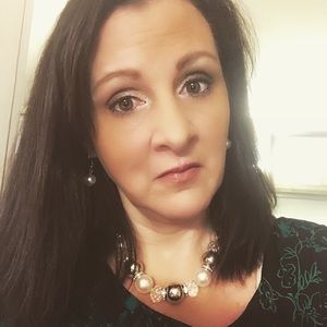 Meet your Posher, Gina